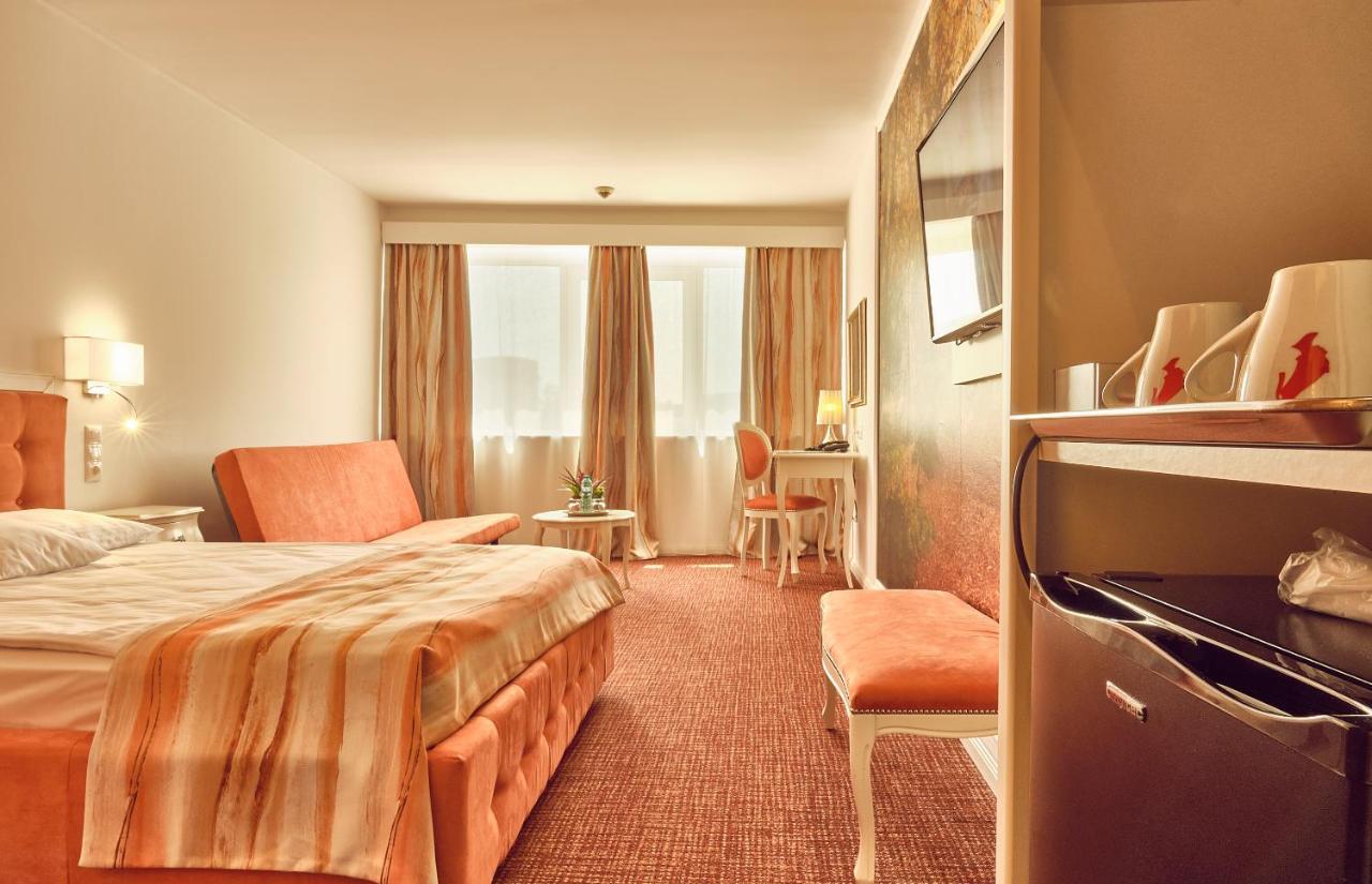 Hotel Continental Forum Palatul Parlamentului 4*