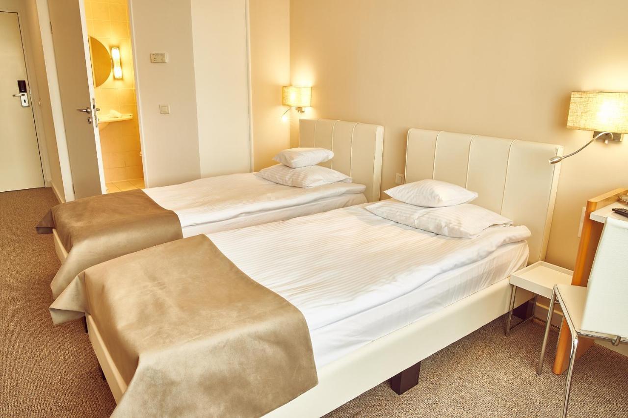 Hotel Continental Forum Palatul Parlamentului 4*