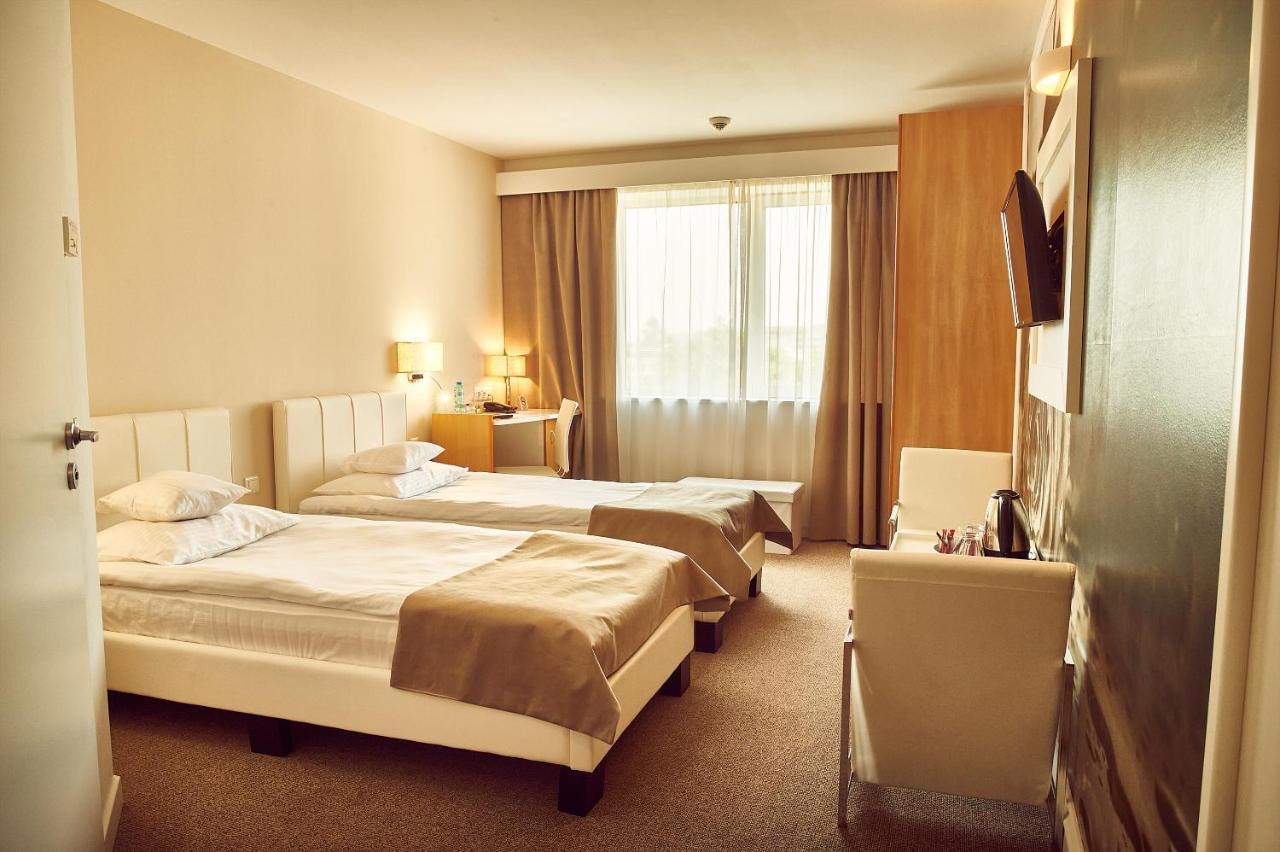 Hotel Continental Forum Palatul Parlamentului Bucureşti