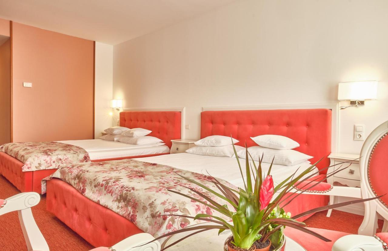 Hotel Continental Forum Palatul Parlamentului 4*